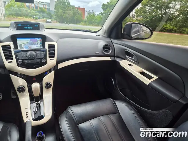 Chevrolet Cruze 2012 1.8 автомат (гидро), миниатюра 10 Chevrolet Cruze 2012 1.8 автомат (гидро), миниатюра 10