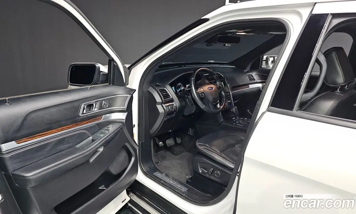 Ford Explorer 2018 2.3 автомат (гидро), фото 10 Ford Explorer 2018 2.3 автомат (гидро), фото 10