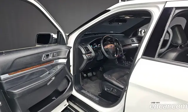 Ford Explorer 2018 2.3 автомат (гидро), миниатюра 10 Ford Explorer 2018 2.3 автомат (гидро), миниатюра 10
