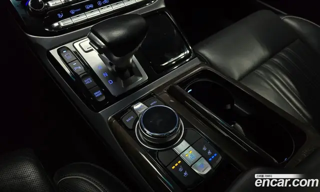 Genesis EQ900 2016 3.8 автомат (гидро), миниатюра 9
