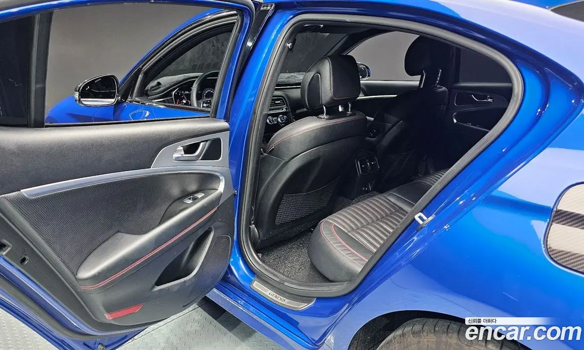 Genesis G70 2019 2.0 автомат (гидро), фото 17