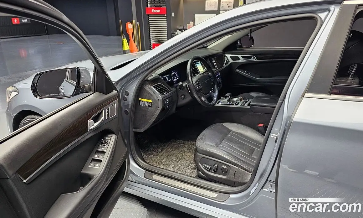 Genesis G80 2017 3.3 автомат (гидро), фото 11 Genesis G80 2017 3.3 автомат (гидро), фото 11