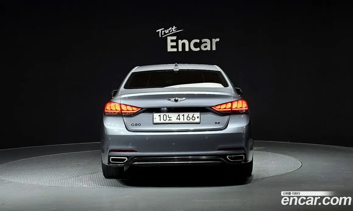 Genesis G80 2017 3.3 автомат (гидро), фото 4 Genesis G80 2017 3.3 автомат (гидро), фото 4