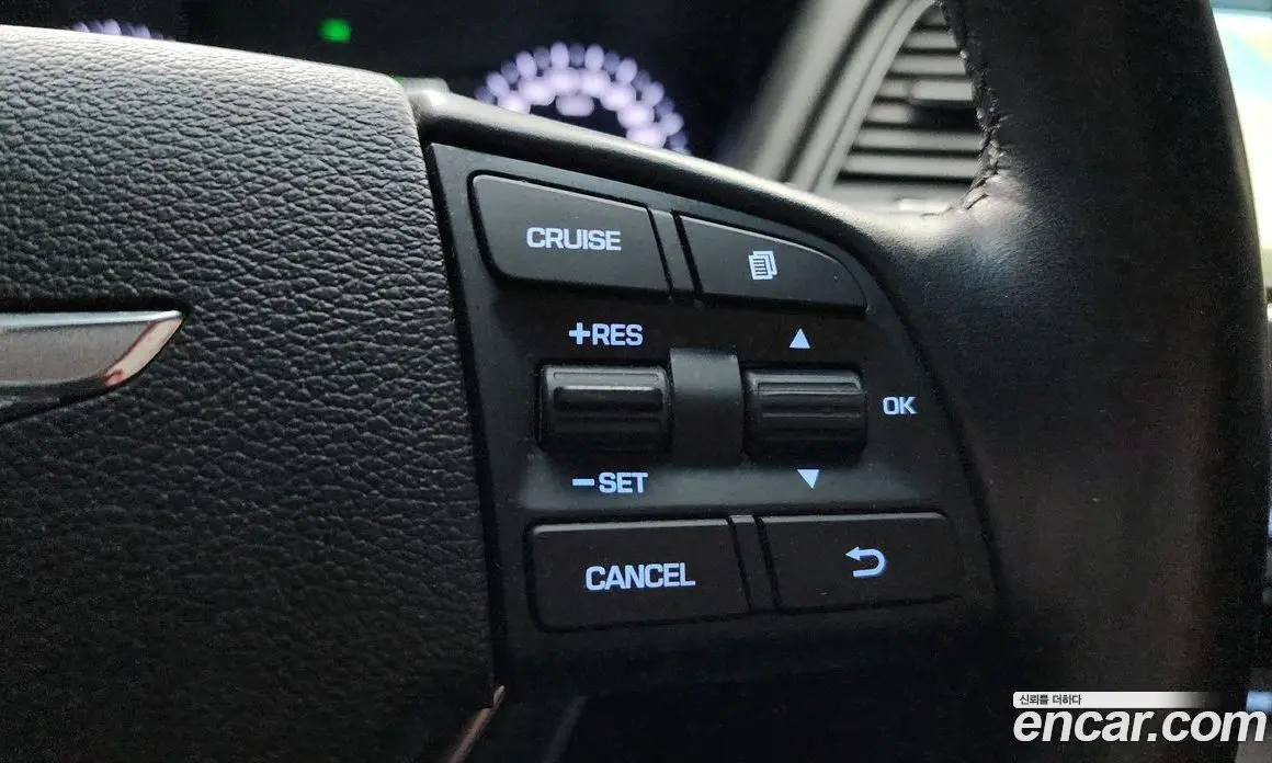Genesis G80 2017 3.3 автомат (гидро), фото 16 Genesis G80 2017 3.3 автомат (гидро), фото 16
