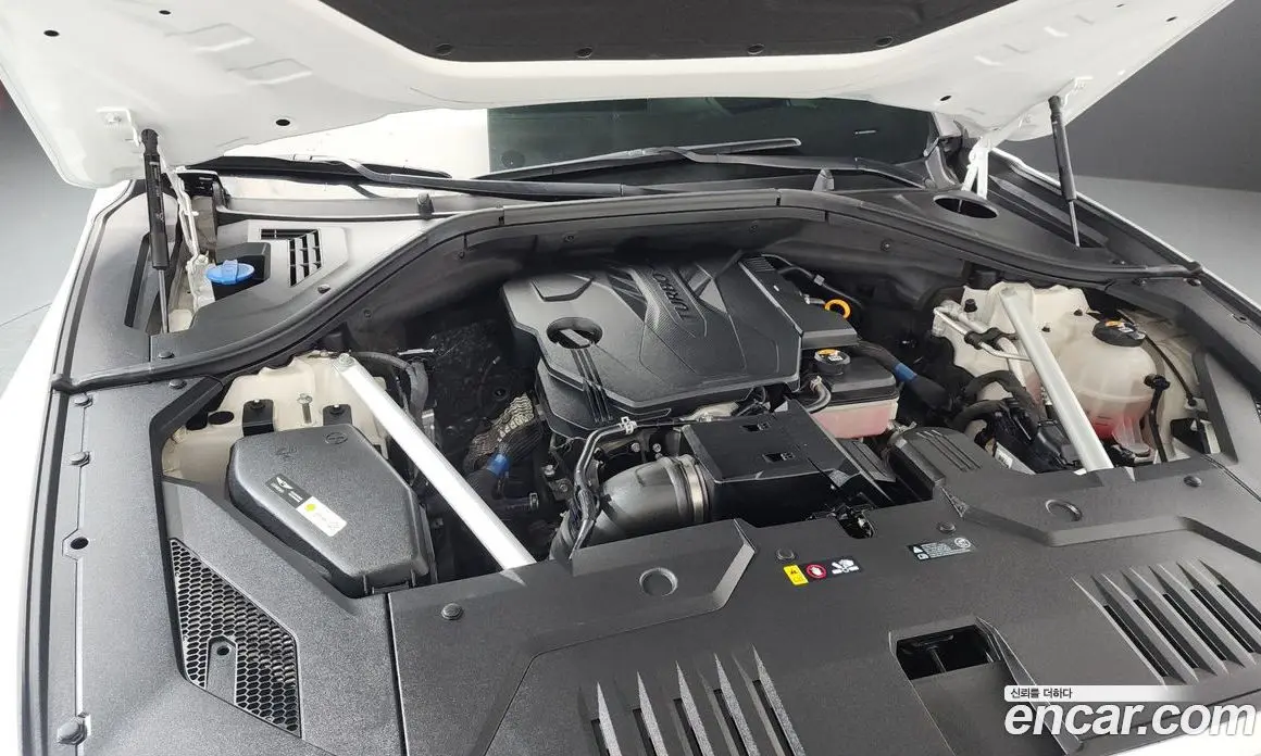 Genesis GV70 2021 2.5 автомат (гидро), фото 6