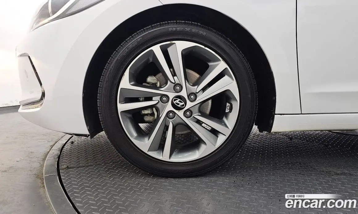 Hyundai Avante 2018 1.6 автомат (гидро), фото 5 Hyundai Avante 2018 1.6 автомат (гидро), фото 5