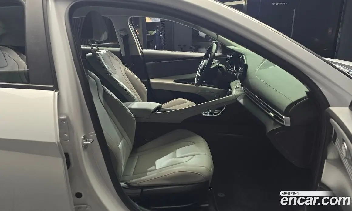 Hyundai Avante 2020 1.6 автомат (гидро), фото 11
