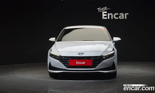 Hyundai Avante 2020 1.6 автомат (гидро), миниатюра 3