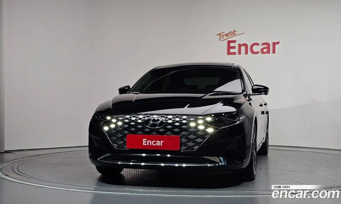 Hyundai Grandeur 2022 2.4 автомат (гидро), фото 3 Hyundai Grandeur 2022 2.4 автомат (гидро), фото 3
