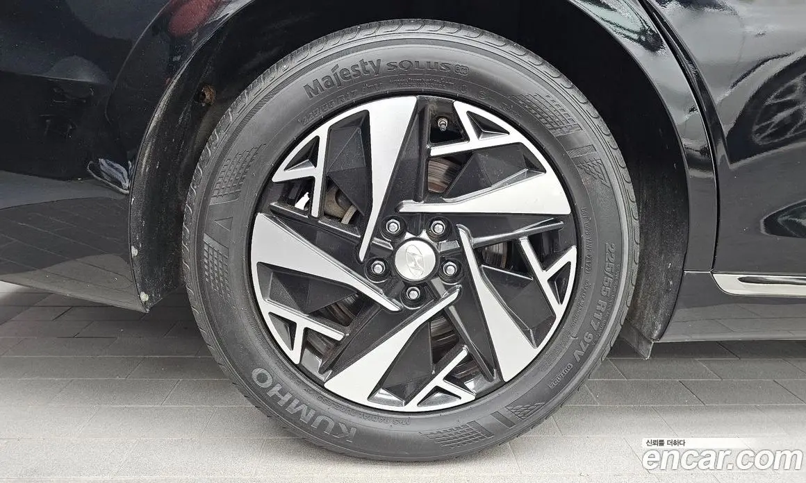 Hyundai Grandeur 2022 2.4 автомат (гидро), фото 5 Hyundai Grandeur 2022 2.4 автомат (гидро), фото 5