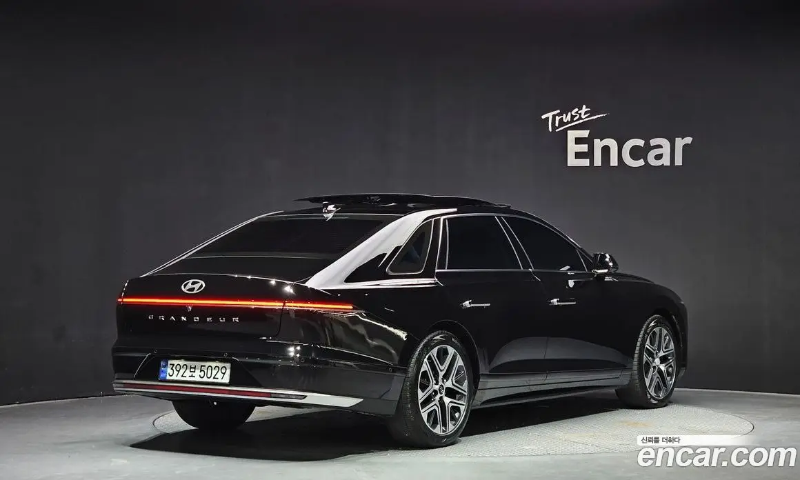 Hyundai Grandeur 2023 2.5 автомат (гидро), фото 2 Hyundai Grandeur 2023 2.5 автомат (гидро), фото 2