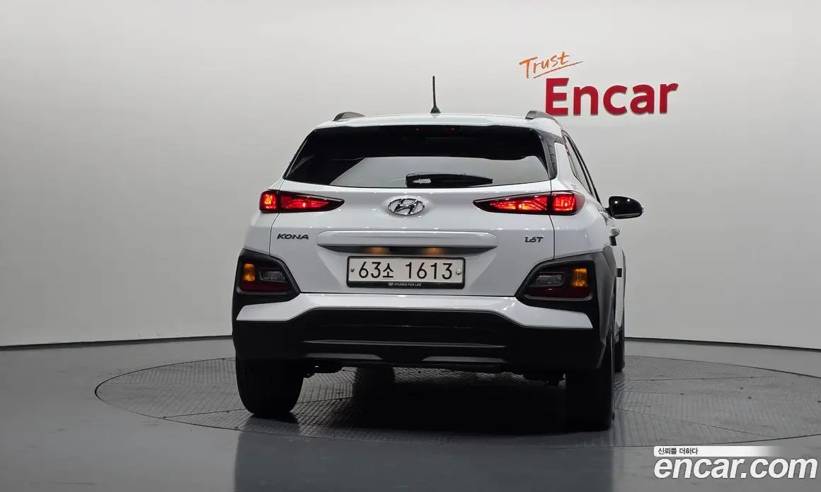 Hyundai Kona 2017 1.6 автомат (гидро), фото 4 Hyundai Kona 2017 1.6 автомат (гидро), фото 4