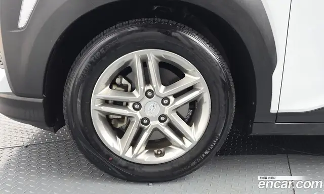 Hyundai Kona 2017 1.6 автомат (гидро), миниатюра 5 Hyundai Kona 2017 1.6 автомат (гидро), миниатюра 5