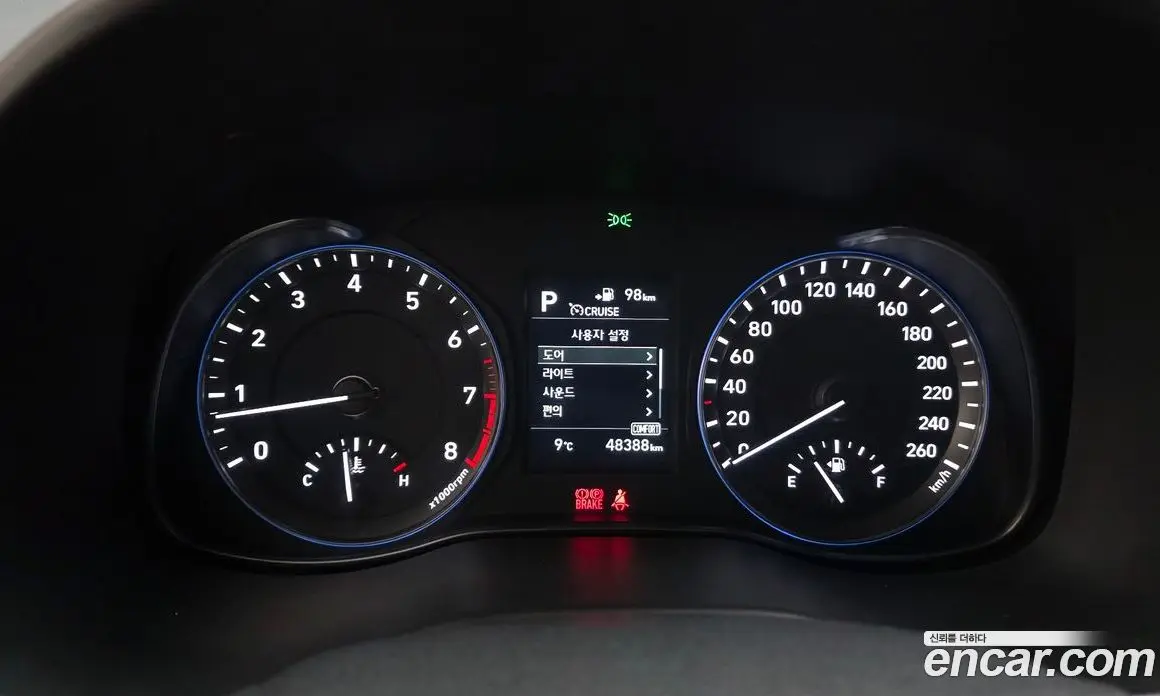 Hyundai Kona 2017 1.6 автомат (гидро), фото 8 Hyundai Kona 2017 1.6 автомат (гидро), фото 8