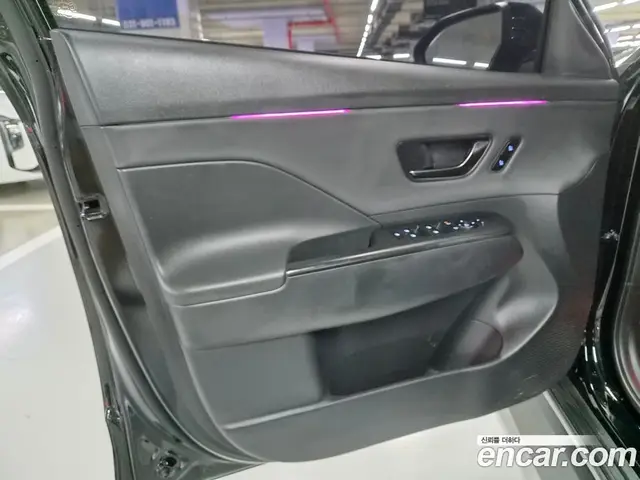 Hyundai Kona 2025 1.6 автомат (гидро), миниатюра 12