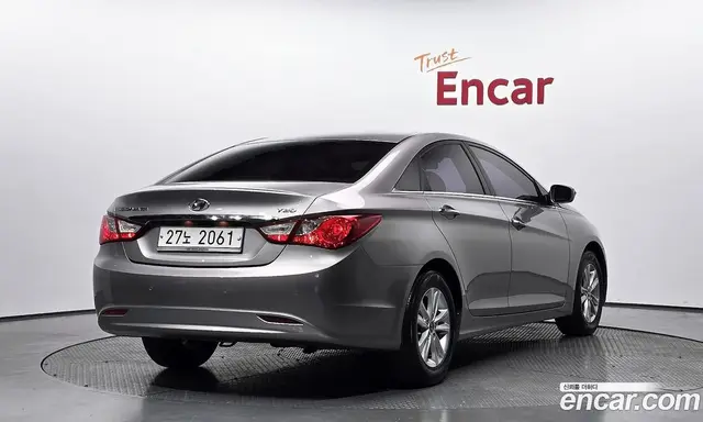 Hyundai Sonata 2010 2.0 автомат (гидро), миниатюра 2