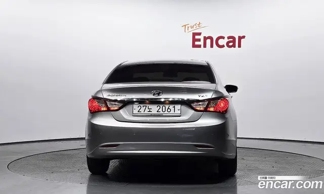 Hyundai Sonata 2010 2.0 автомат (гидро), миниатюра 4