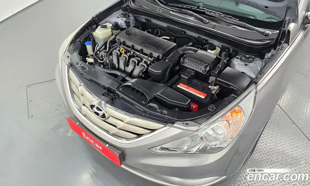 Hyundai Sonata 2010 2.0 автомат (гидро), миниатюра 6