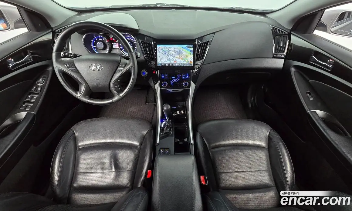 Hyundai Sonata 2010 2.0 автомат (гидро), фото 7