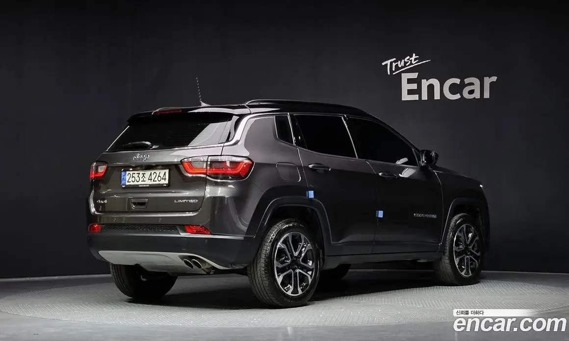 Jeep Compass 2022 2.4 автомат (гидро), фото 2 Jeep Compass 2022 2.4 автомат (гидро), фото 2
