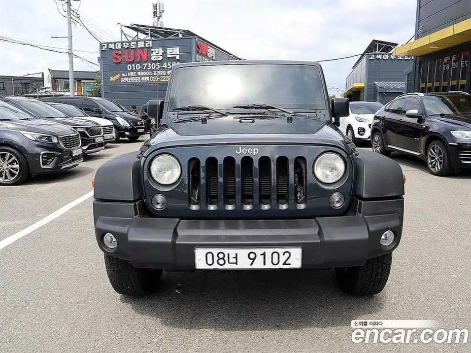 Jeep Wrangler 2017 3.6 автомат (гидро), фото 3
