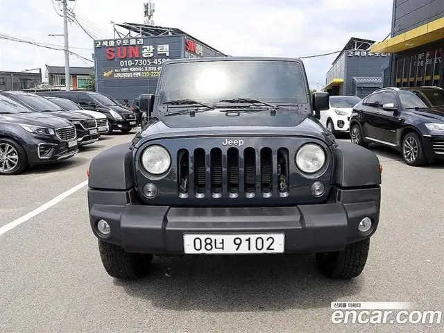 Jeep Wrangler 2017 3.6 автомат (гидро), миниатюра 3