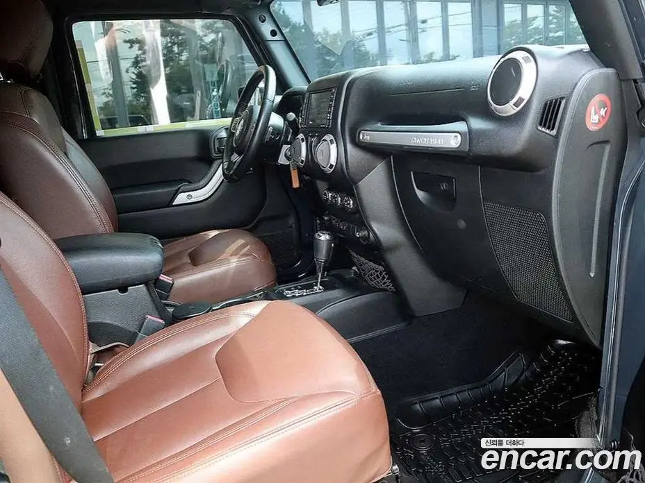 Jeep Wrangler 2017 3.6 автомат (гидро), фото 7