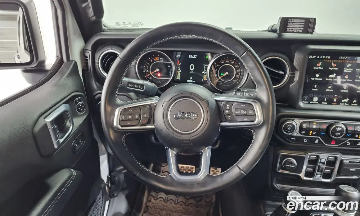 Jeep Wrangler 2023 2.0 автомат (гидро), фото 13 Jeep Wrangler 2023 2.0 автомат (гидро), фото 13