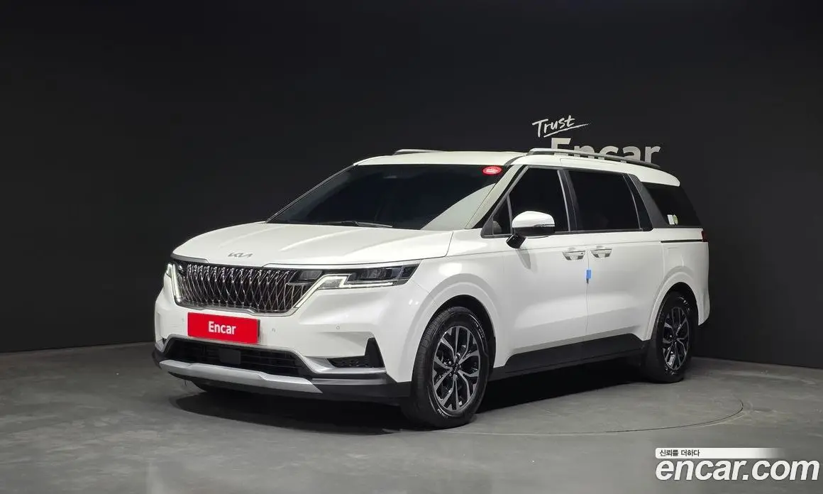 Kia Carnival 2022 2.2 автомат (гидро), фото 1 Kia Carnival 2022 2.2 автомат (гидро), фото 1