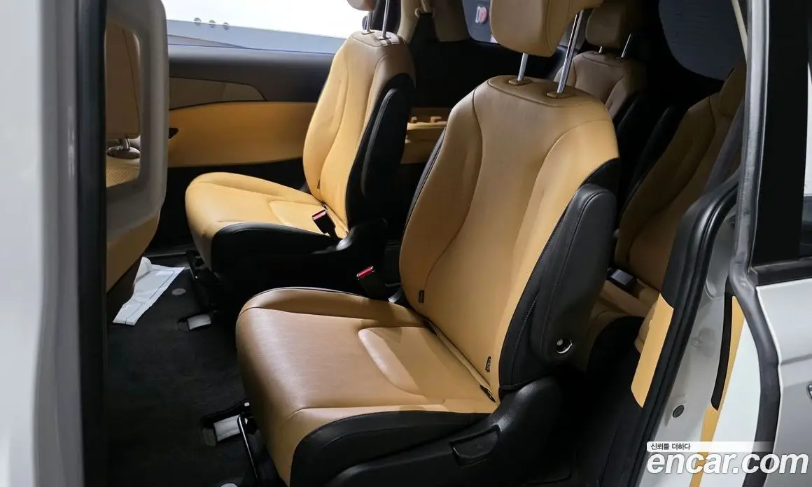 Kia Carnival 2022 2.2 автомат (гидро), фото 11 Kia Carnival 2022 2.2 автомат (гидро), фото 11
