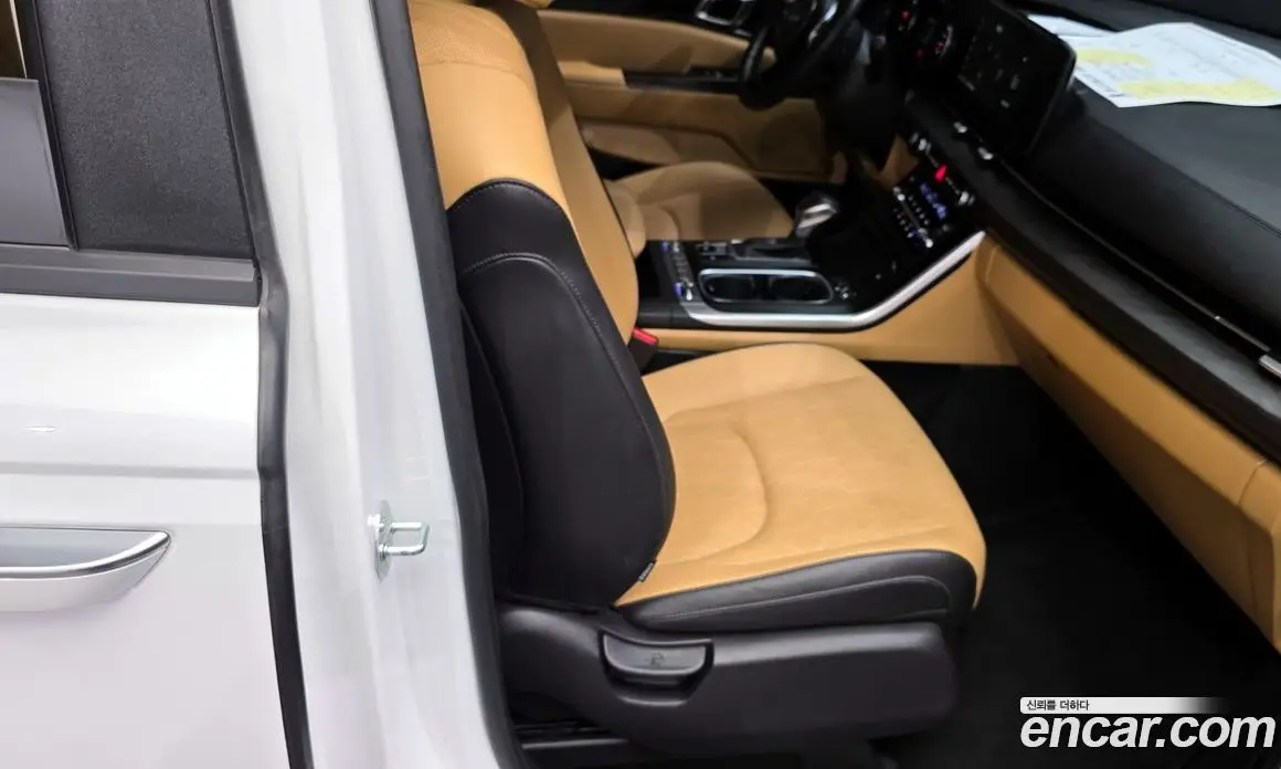 Kia Carnival 2022 2.2 автомат (гидро), фото 12 Kia Carnival 2022 2.2 автомат (гидро), фото 12