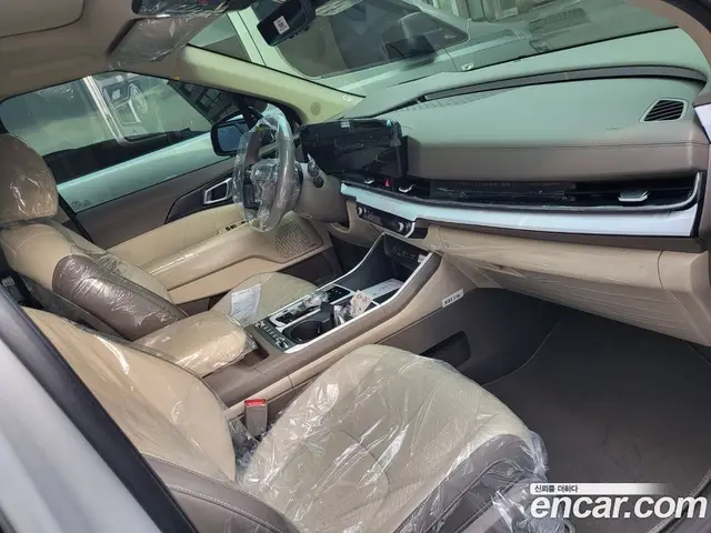 Kia Carnival 2026 1.6 автомат (гидро), миниатюра 5