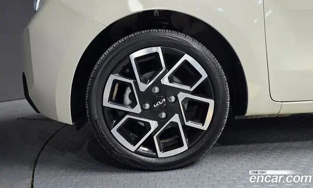 Kia Ray 2023 1.0 автомат (гидро), миниатюра 5 Kia Ray 2023 1.0 автомат (гидро), миниатюра 5