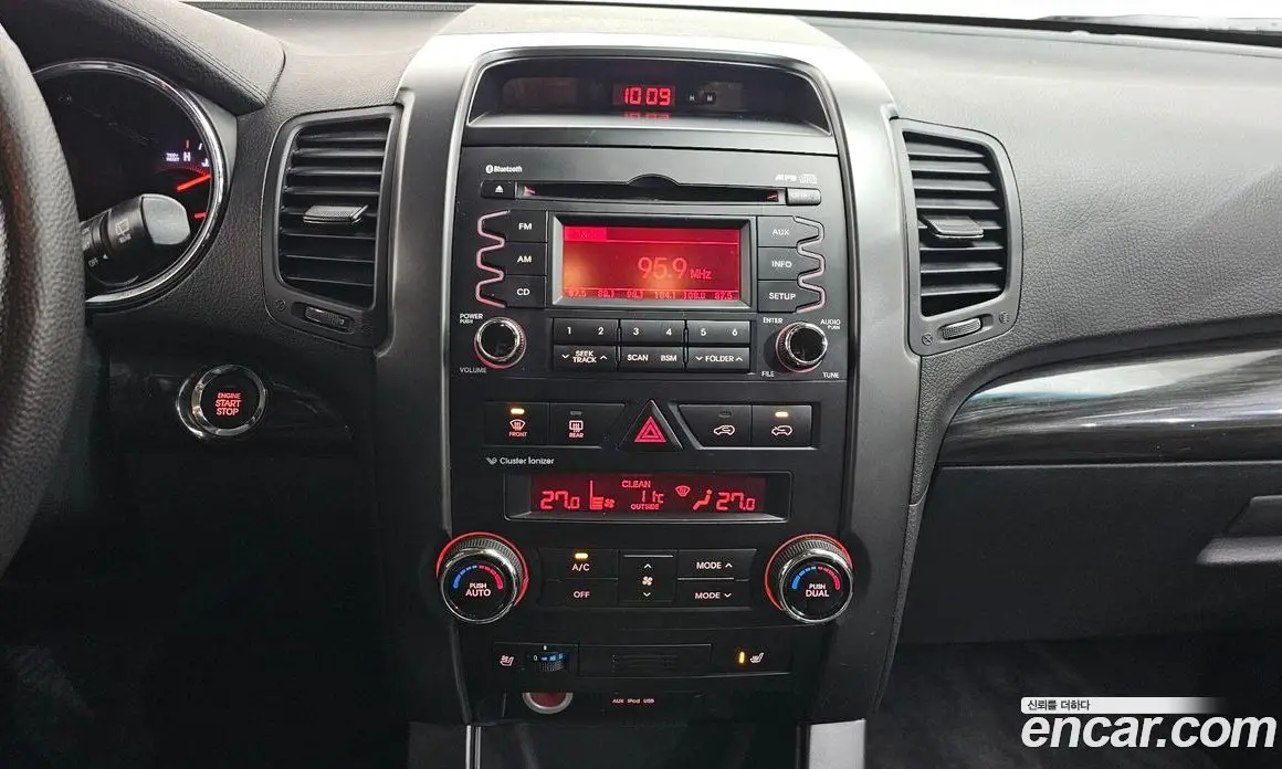 Kia Sorento 2010 2.0 автомат (гидро), фото 14 Kia Sorento 2010 2.0 автомат (гидро), фото 14