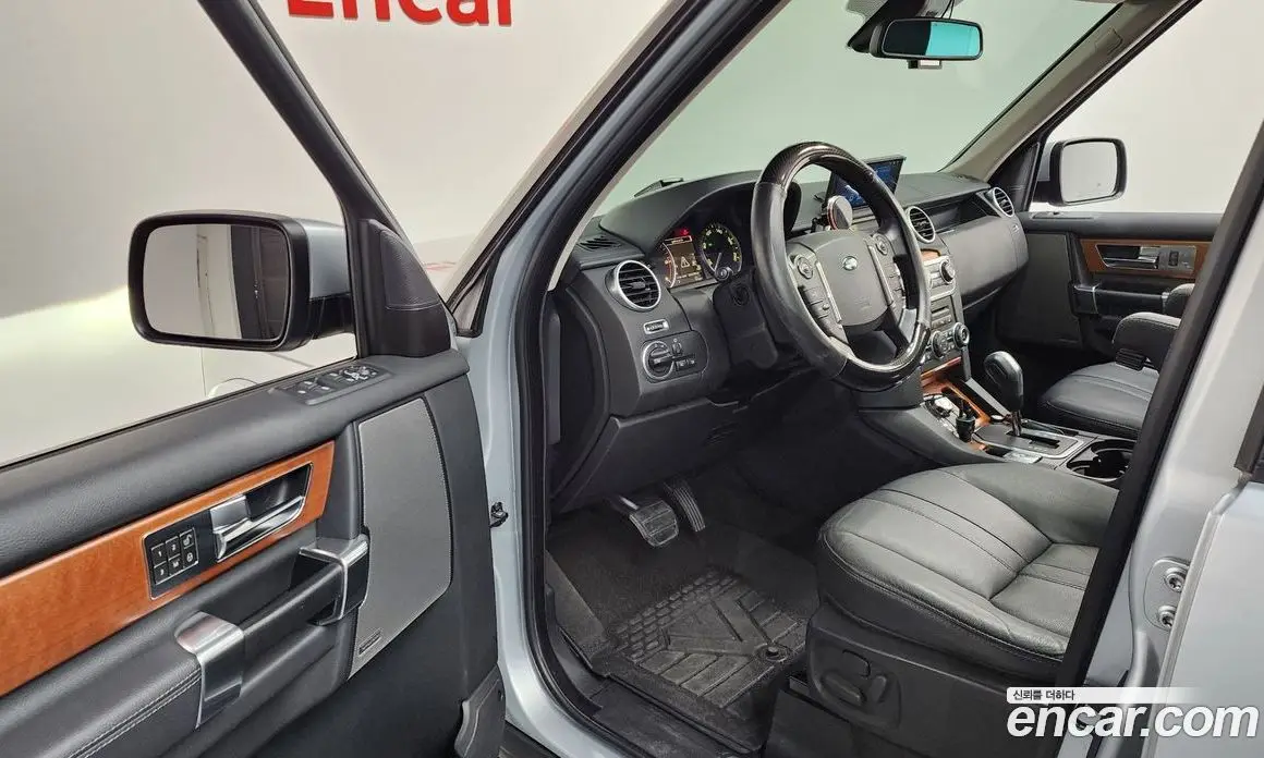 Land Rover Discovery 2011 3.0 автомат (гидро), фото 10