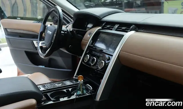 Land Rover Discovery 2019 3.0 автомат (гидро), миниатюра 4 Land Rover Discovery 2019 3.0 автомат (гидро), миниатюра 4