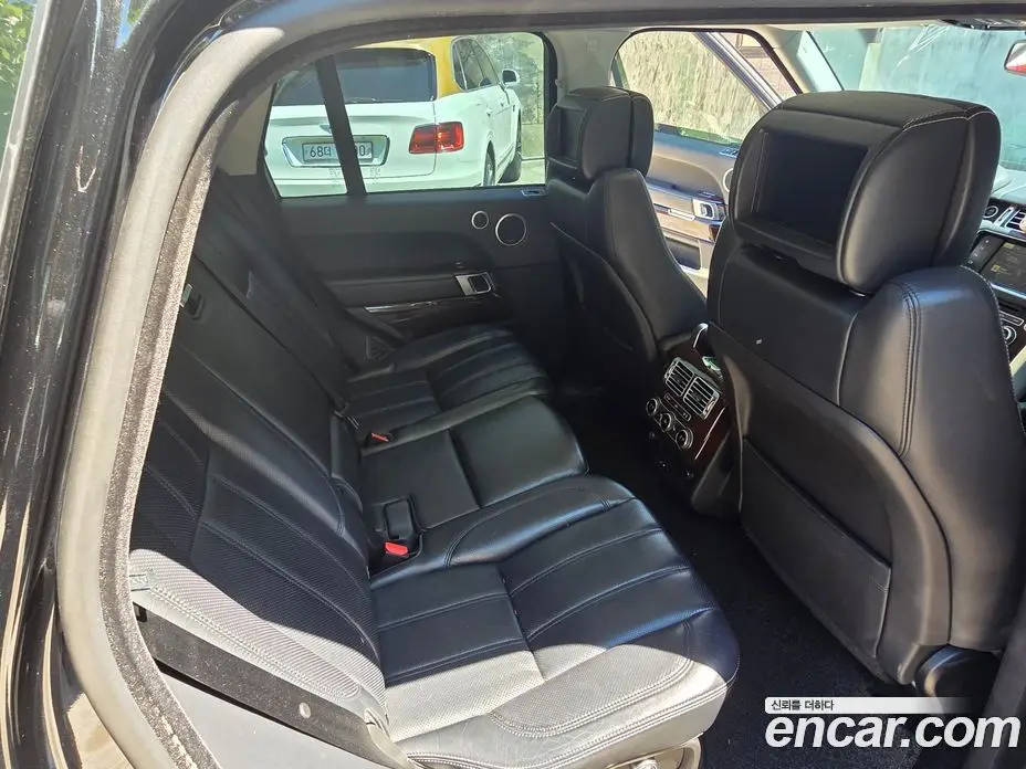 Land Rover Range Rover 2016 4.4 автомат (гидро), фото 14