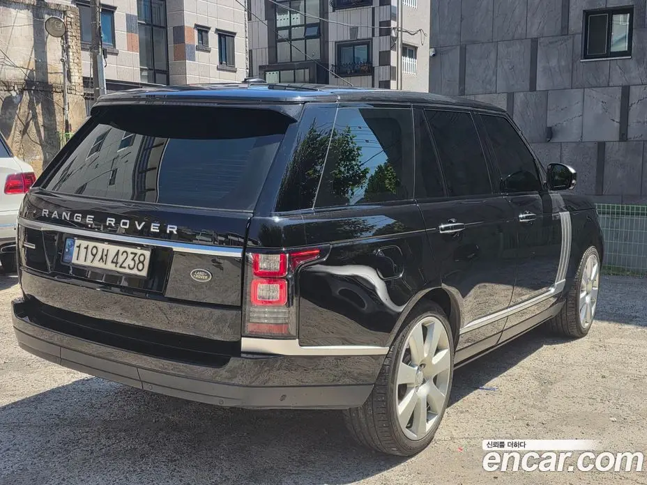 Land Rover Range Rover 2016 4.4 автомат (гидро), фото 4