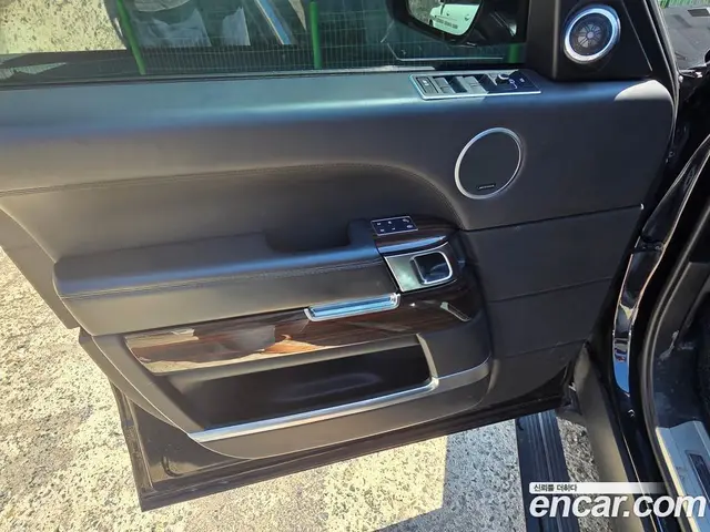 Land Rover Range Rover 2016 4.4 автомат (гидро), миниатюра 10
