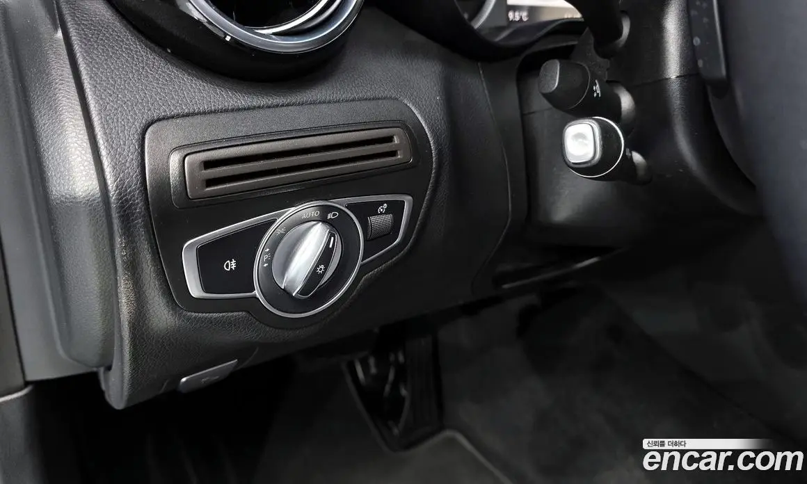 Mercedes-Benz C-Class 2018 2.0 автомат (гидро), фото 16
