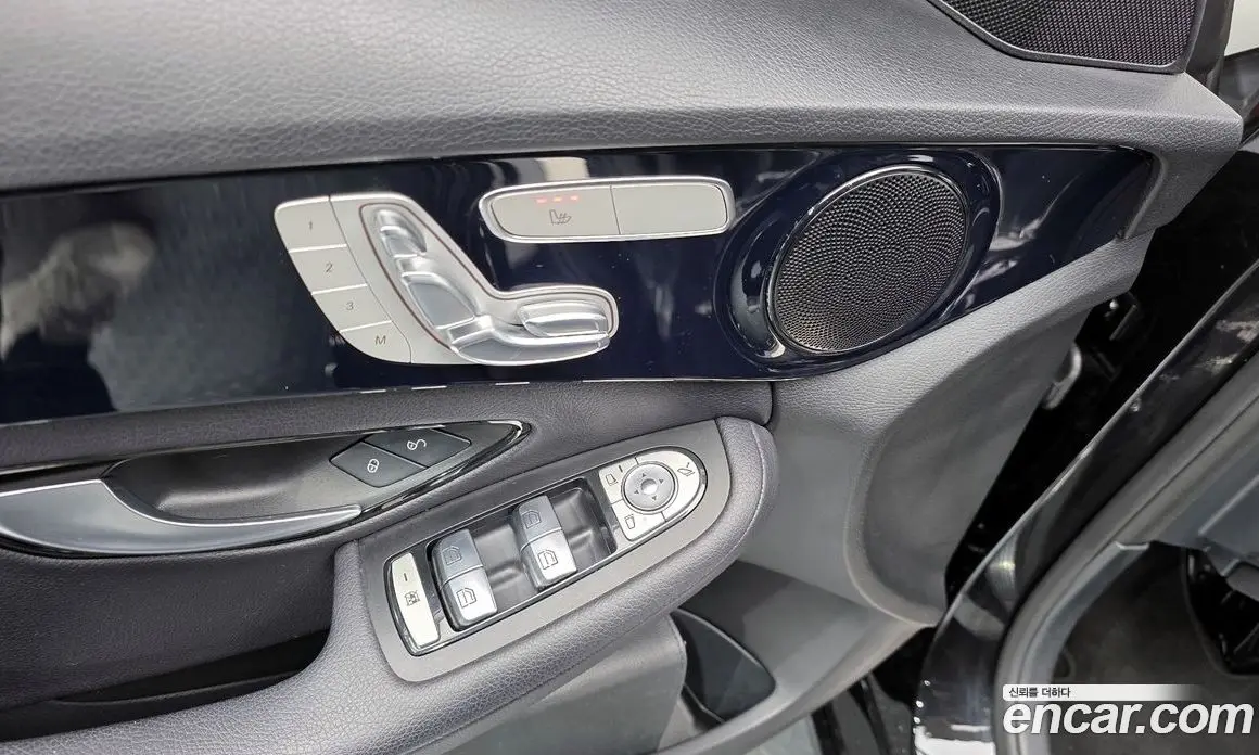 Mercedes-Benz C-Class 2018 2.0 автомат (гидро), фото 18