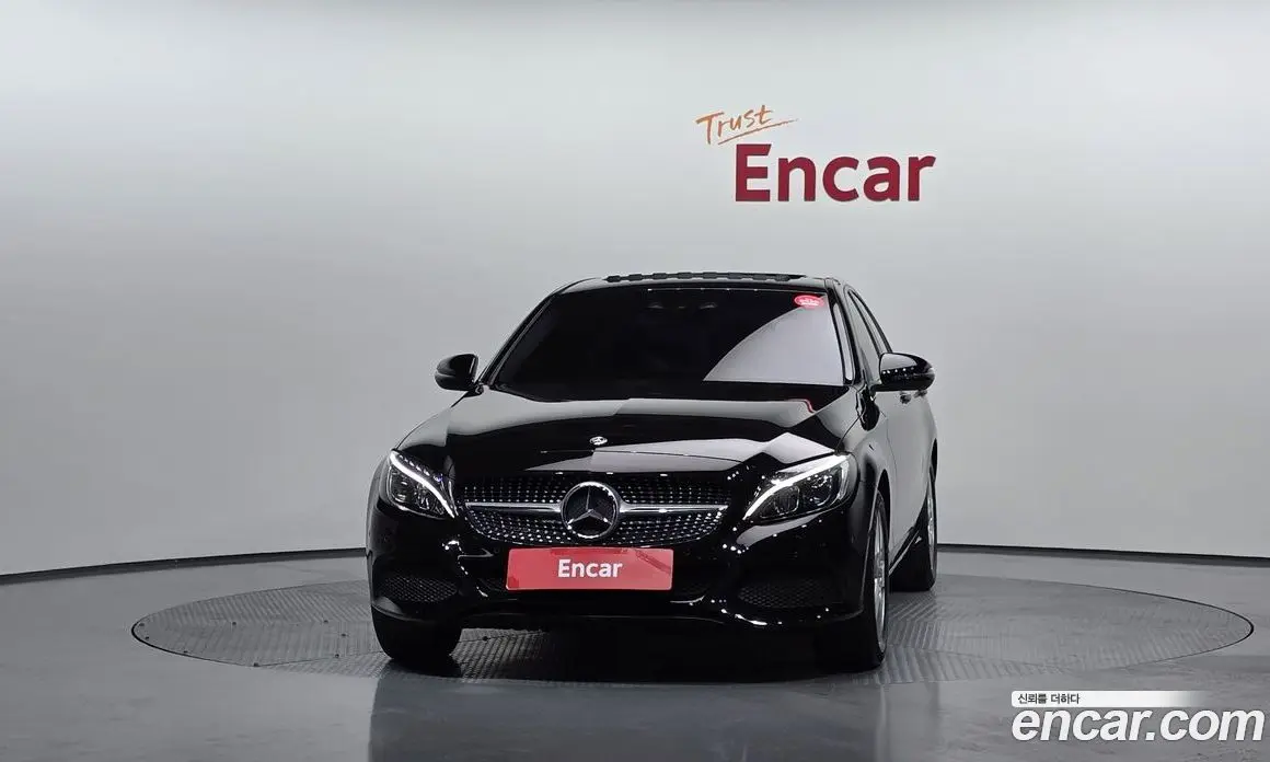 Mercedes-Benz C-Class 2018 2.0 автомат (гидро), фото 3