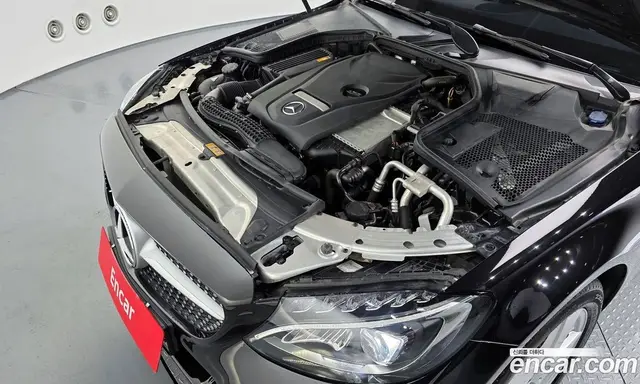 Mercedes-Benz C-Class 2018 2.0 автомат (гидро), миниатюра 6