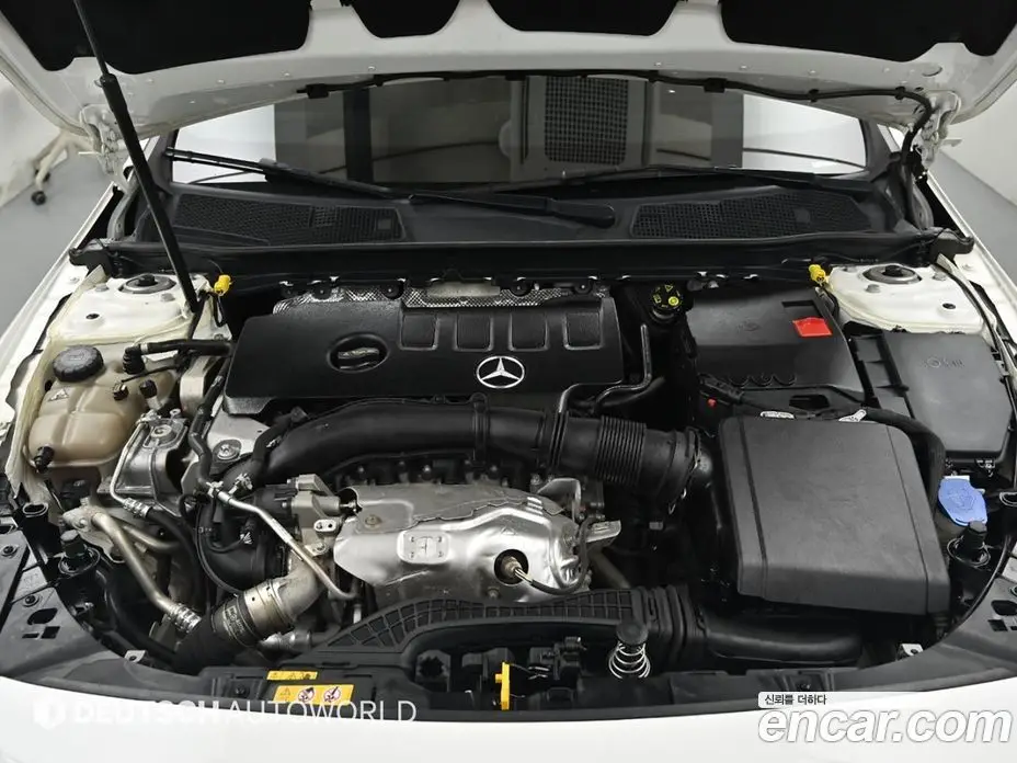 Mercedes-Benz CLA-Class 2023 2.0 автомат (гидро), фото 19 Mercedes-Benz CLA-Class 2023 2.0 автомат (гидро), фото 19