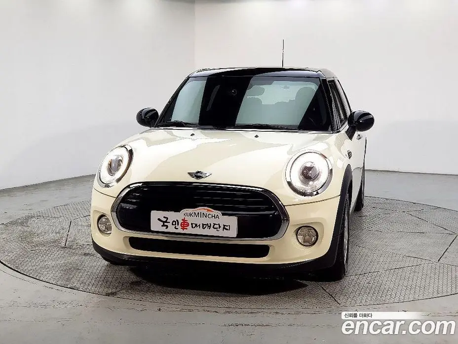 Mini Cooper 2016 1.5 автомат (гидро), фото 2 Mini Cooper 2016 1.5 автомат (гидро), фото 2