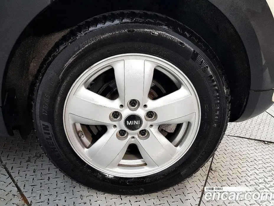 Mini Cooper 2016 1.5 автомат (гидро), фото 20 Mini Cooper 2016 1.5 автомат (гидро), фото 20