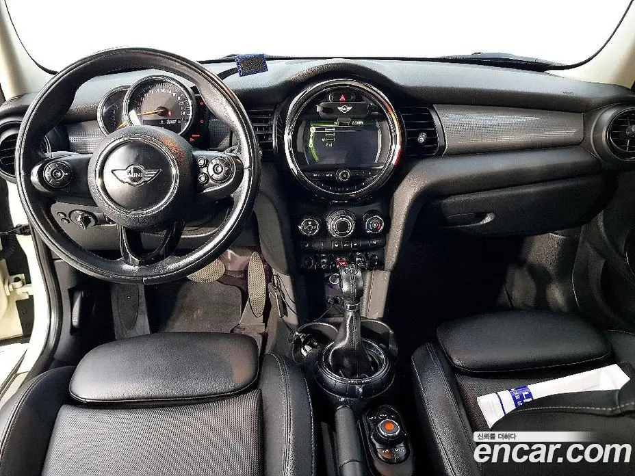 Mini Cooper 2016 1.5 автомат (гидро), фото 5 Mini Cooper 2016 1.5 автомат (гидро), фото 5