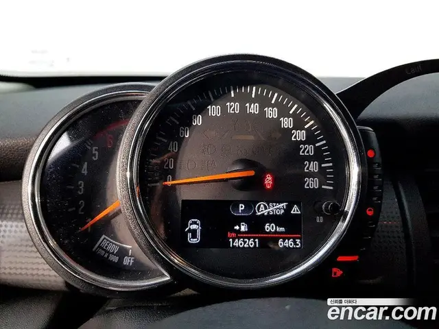 Mini Cooper 2016 1.5 автомат (гидро), миниатюра 7 Mini Cooper 2016 1.5 автомат (гидро), миниатюра 7
