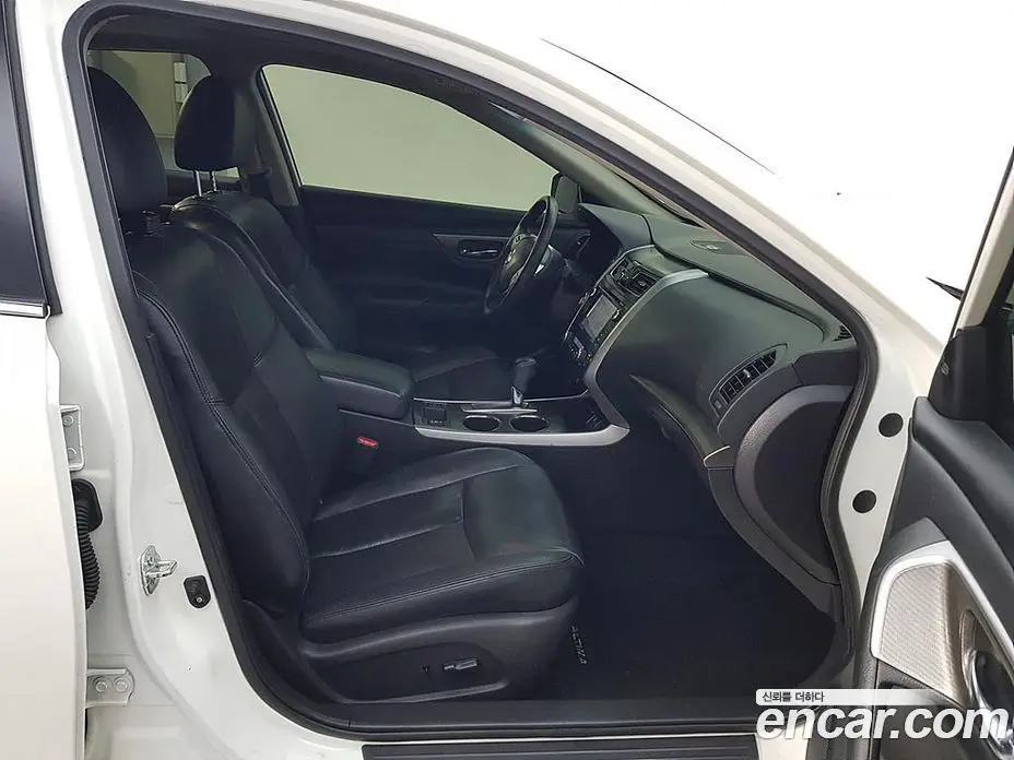 Nissan Altima 2015 2.5 автомат (гидро), фото 14