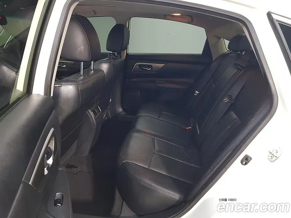 Nissan Altima 2015 2.5 автомат (гидро), фото 9